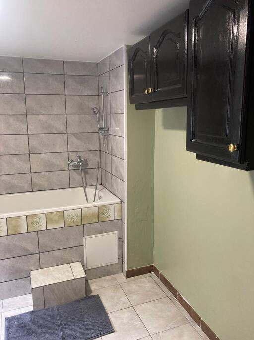 Au Bois D'Epenin - Gite Et Spa Beugin Exterior foto